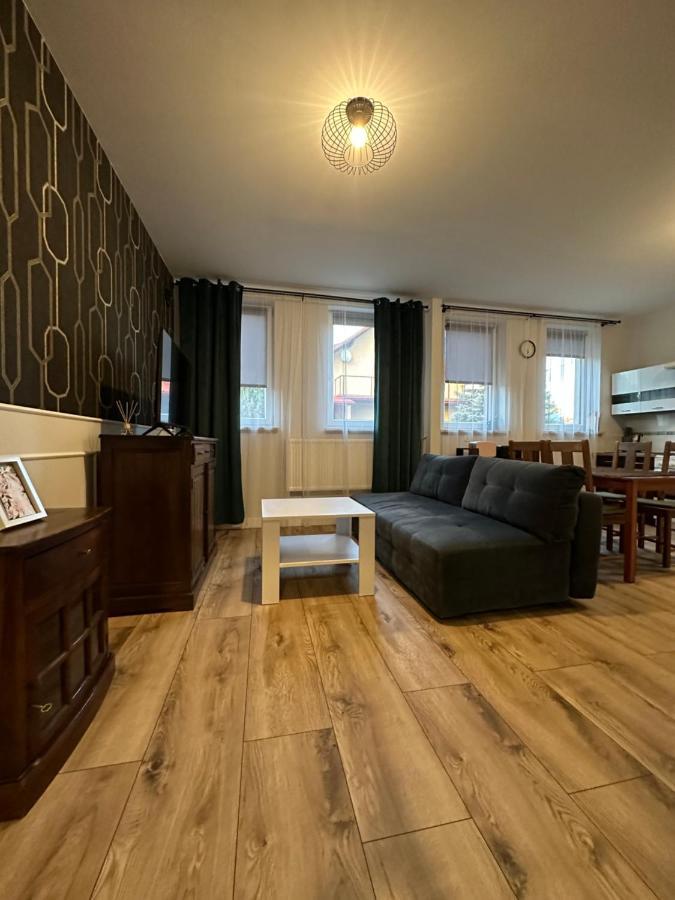 Apartament Oksford 1 Apartman Okszow Kültér fotó